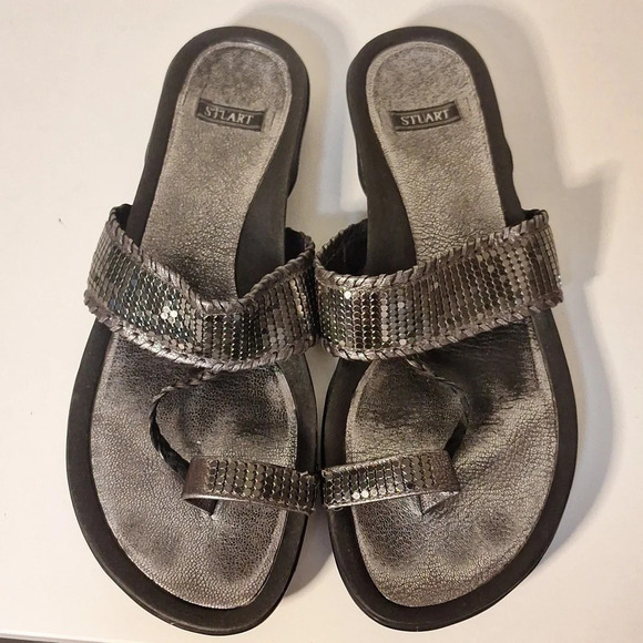 Stuart Weitzman Fancy  Free Pewter sandals SZ - Picture 3 of 11